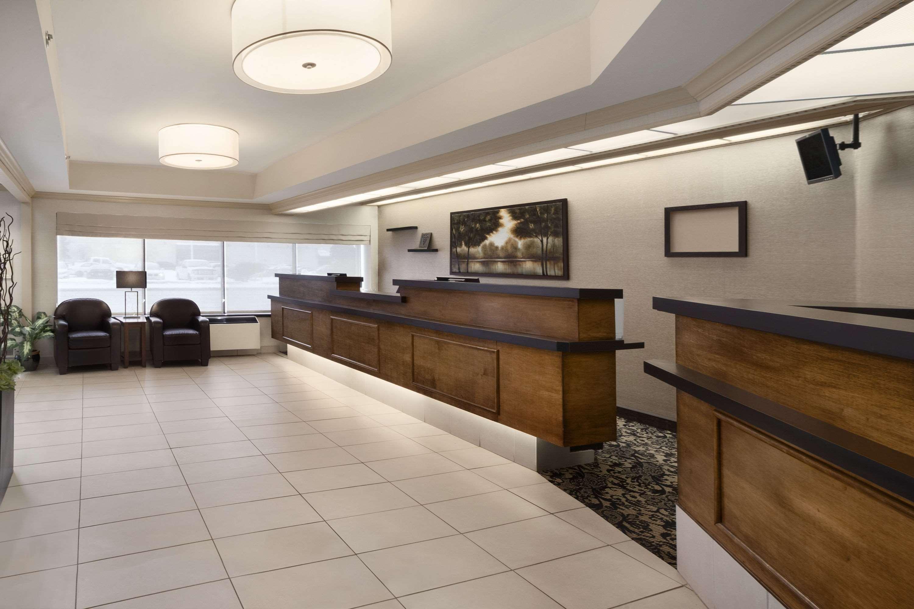 Days Inn & Suites By Wyndham Sault Ste. Marie On Zewnętrze zdjęcie